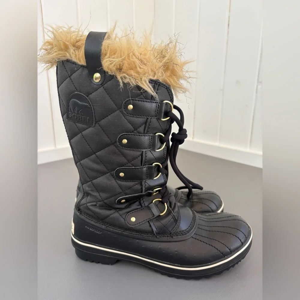 Sorel Tofino II Waterproof Winter Boots – Faux Fur Lined – Size 9.5